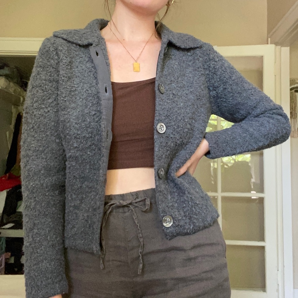 Grey cardigan with collar